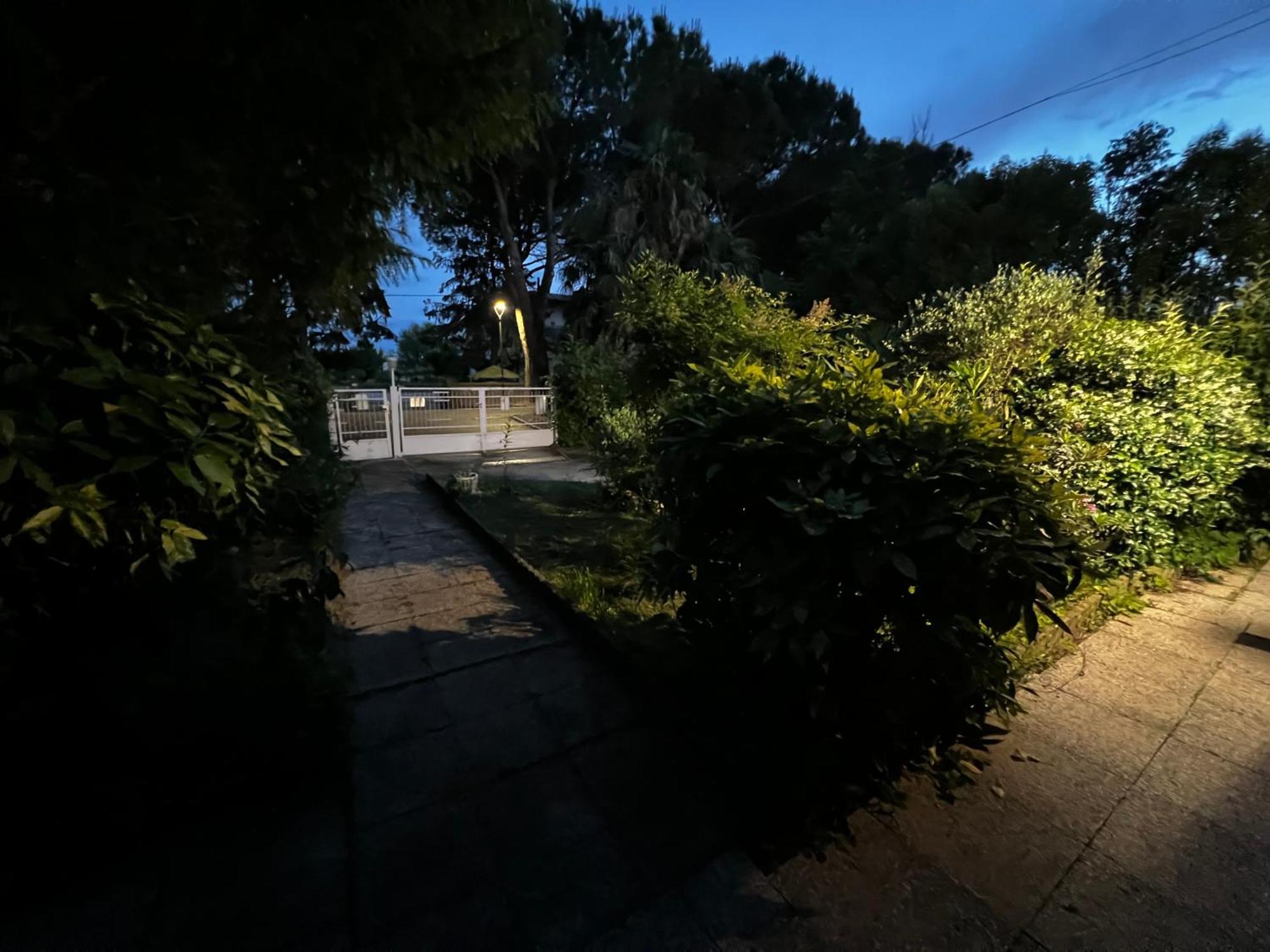 Villa Egles - Villa Con Giardino A Lignano Sabbiadoro Exteriör bild